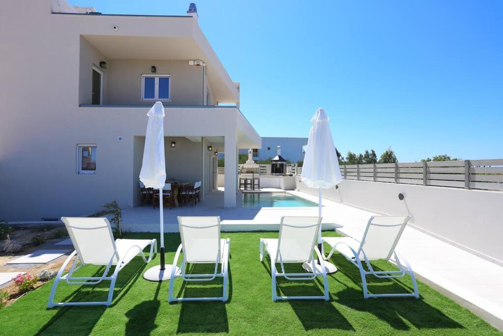 Villa Constantino With Heated Pool Kato Gouves Εξωτερικό φωτογραφία